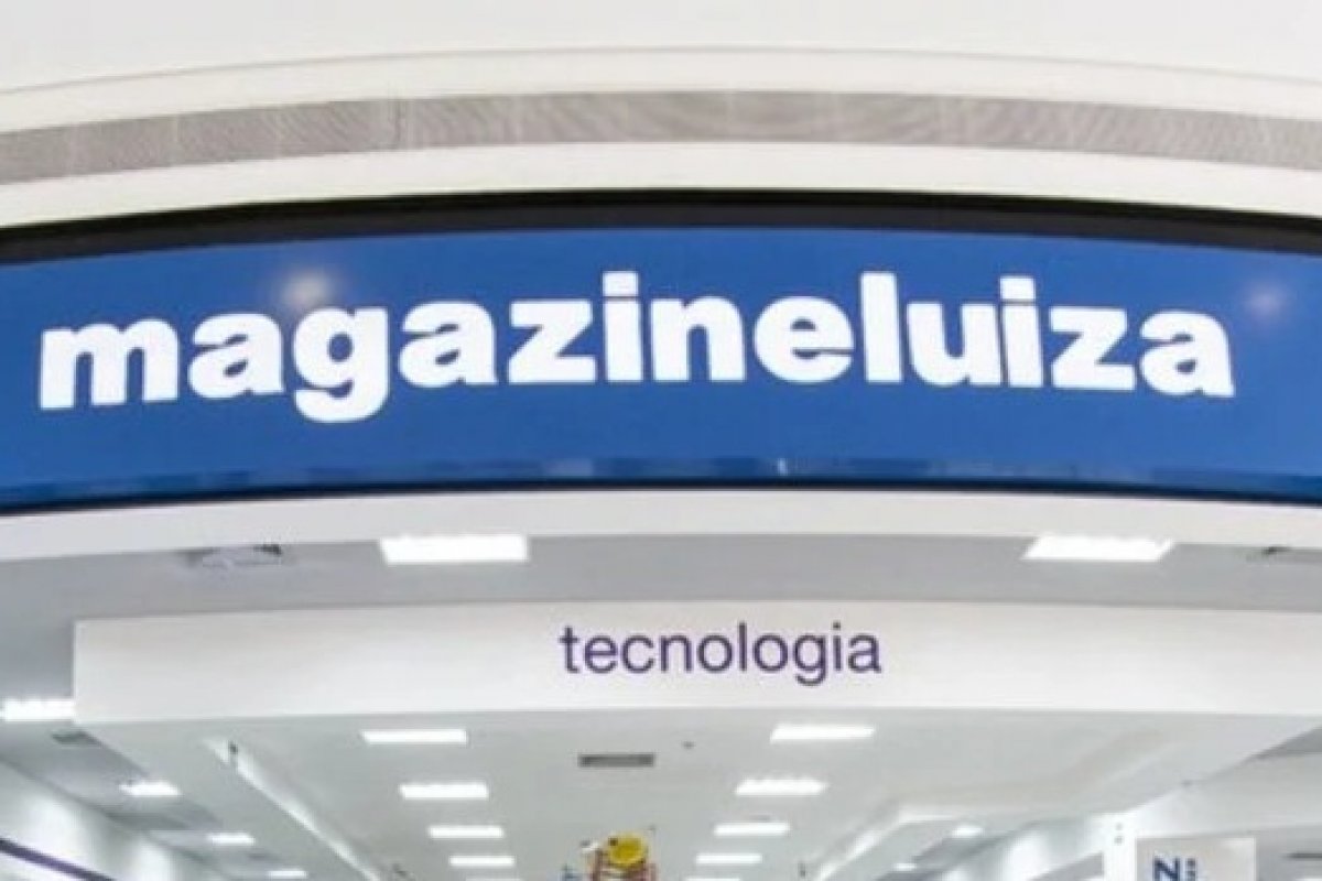 Cozinheira denuncia Magazine Luiza por injúria racial após receber e-mail com saudação: ‘olá, macaca’