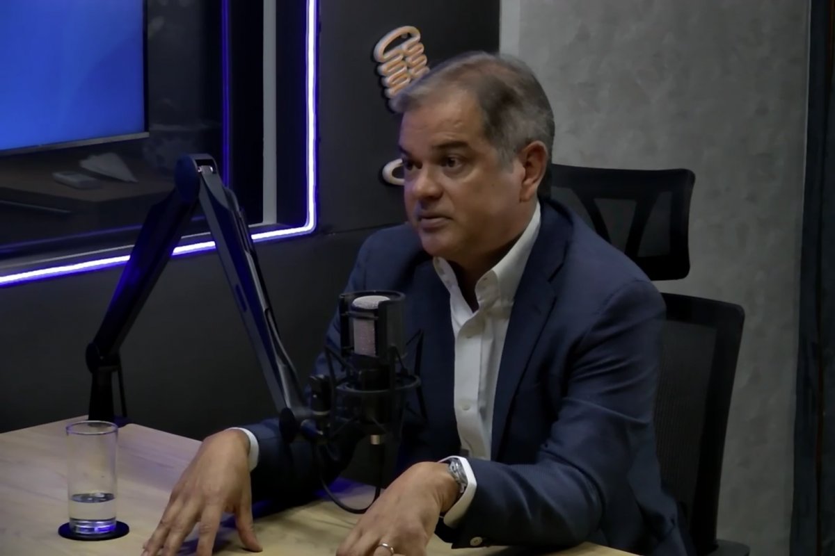 Vídeo: "A briga dos Estados Unidos com a China é uma grande oportunidade para o Brasil", afirma Matheus Oliva sobre guerras tarifárias das grandes potências