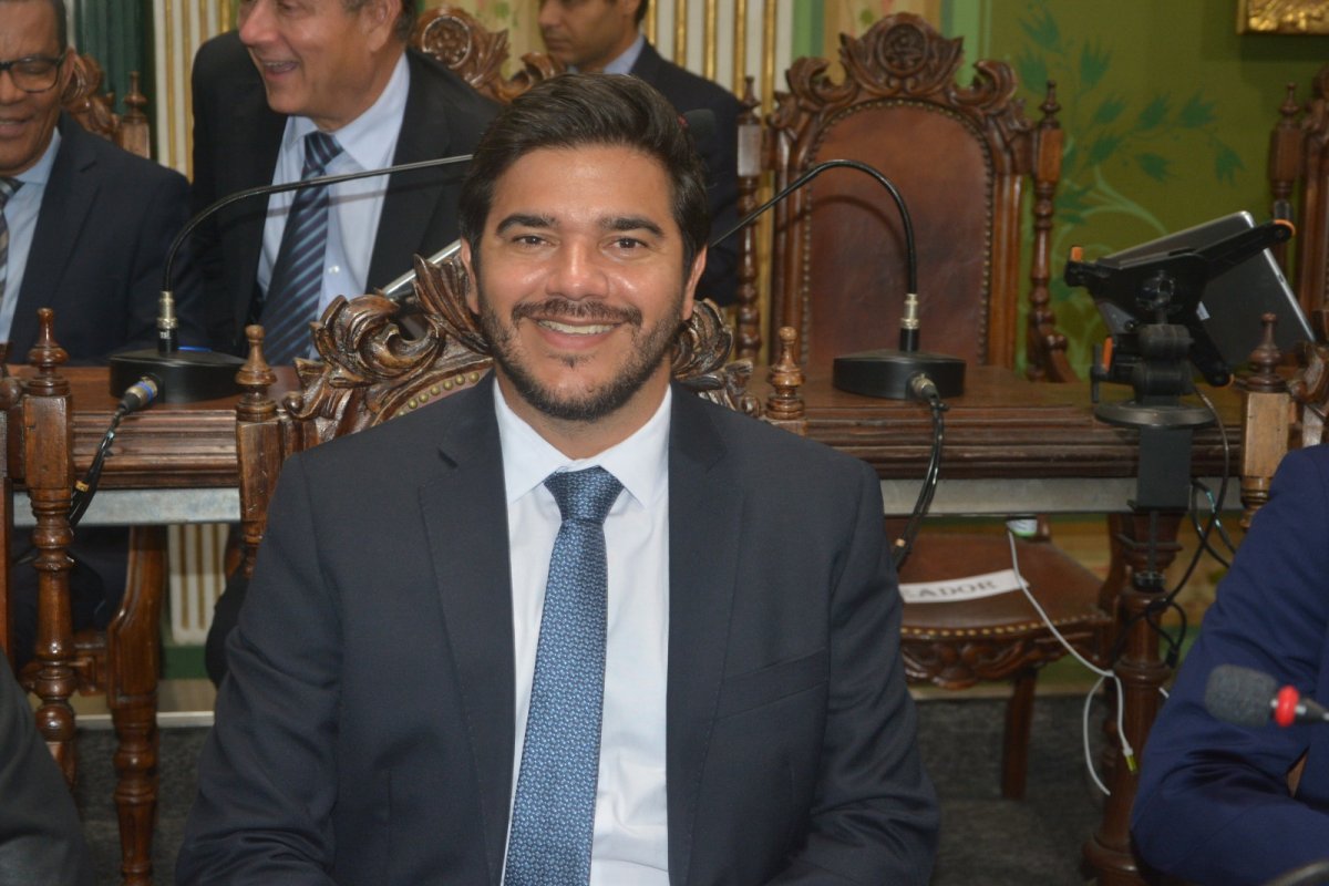 Daniel Alves é reconduzido como líder do PSDB na Câmara de Salvador