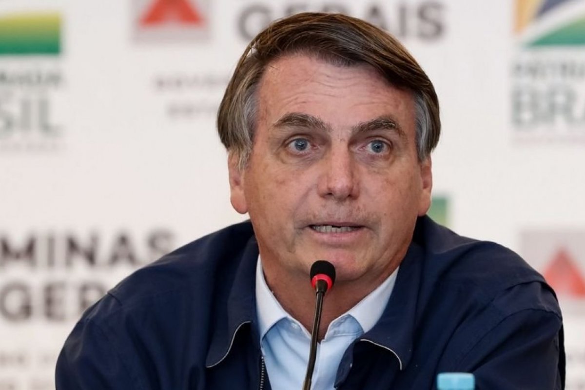 “Uma pessoa com HIV é uma despesa para todos no Brasil”, dispara Bolsonaro