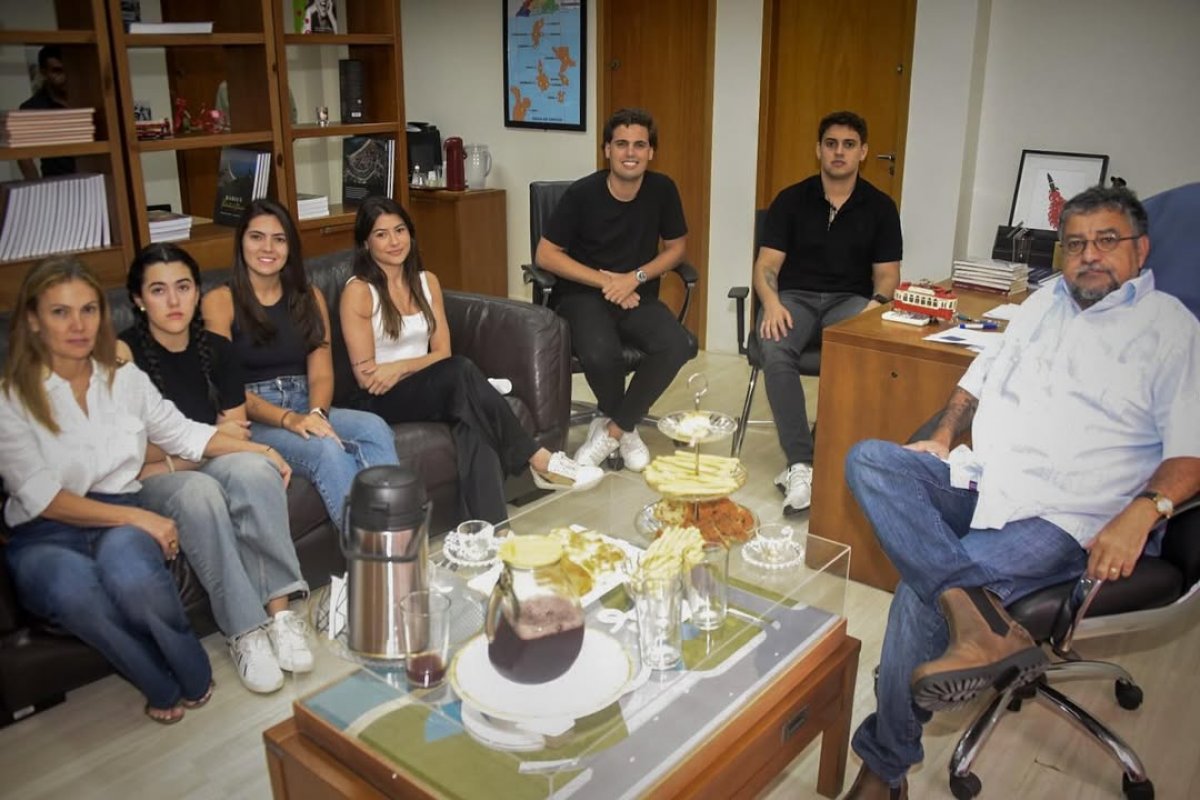 Vice do PT recebe família Brazão, sugere inocência sobre Marielle e gera racha