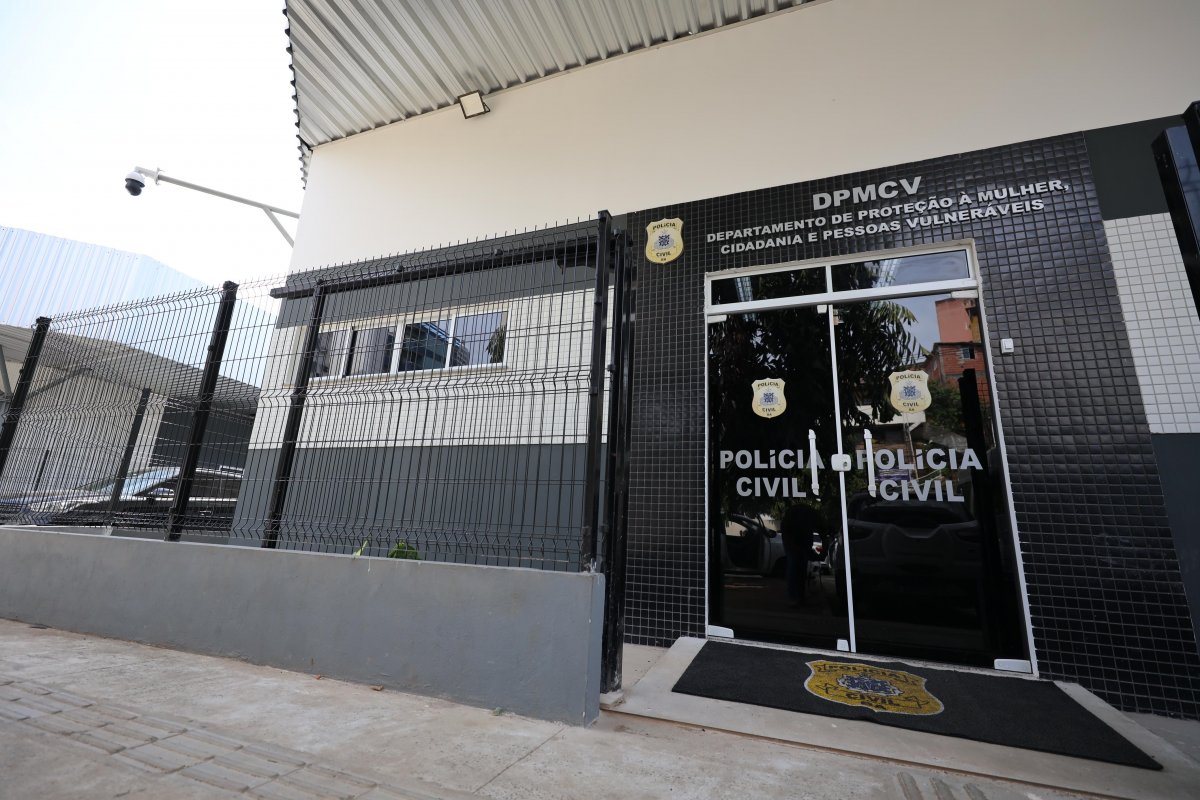Homem acusado de violência doméstica é detido na capital baiana