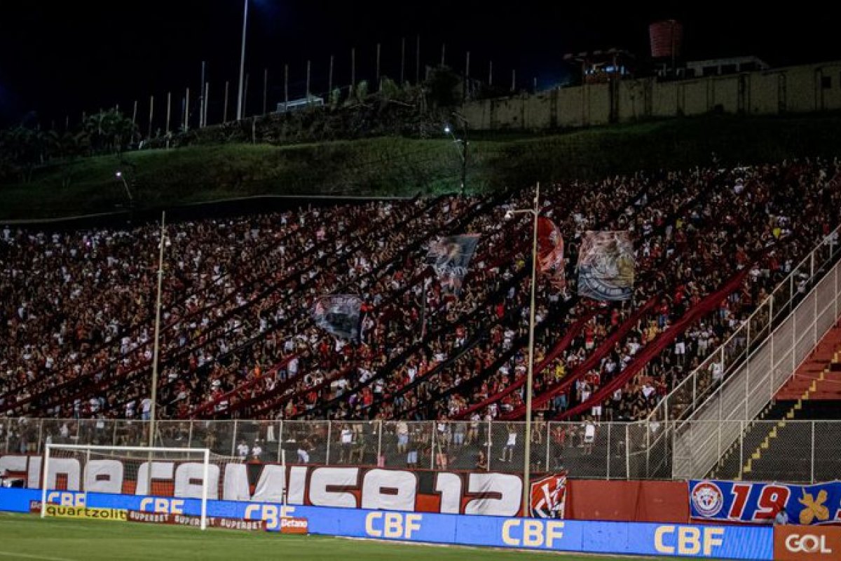 Vitória faz abertura do Baianão contra o Barcelona de Ilhéus neste sábado (11)