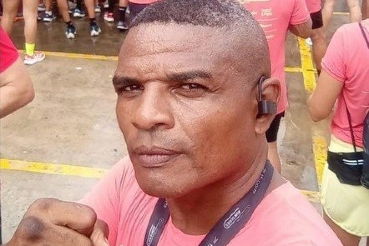 Professor de boxe morre depois de briga entre vizinhos devido a estacionamento em Salvador; duas pessoas ficaram machucadas