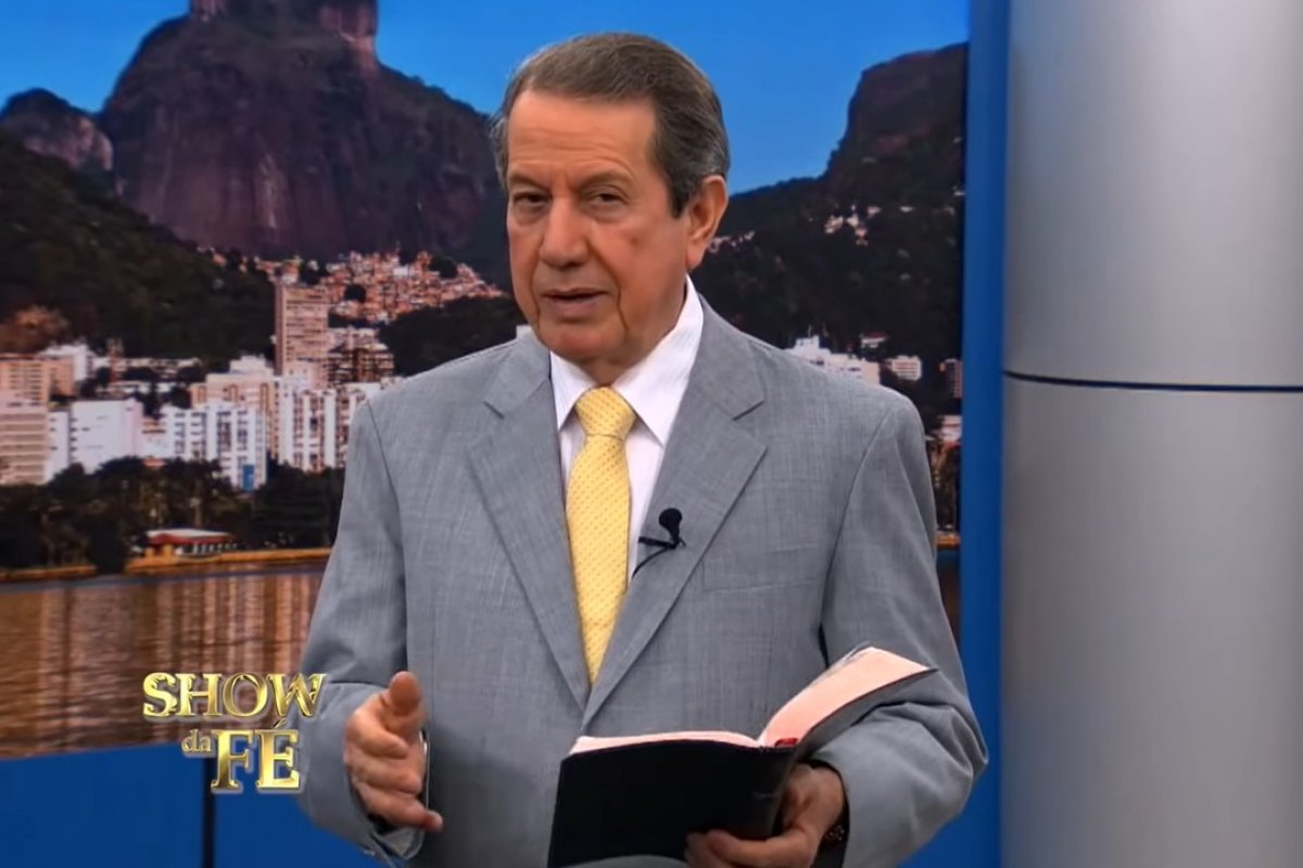 Pastor R.R. Soares usa programa para divulgar fake news sobre taxação do Pix