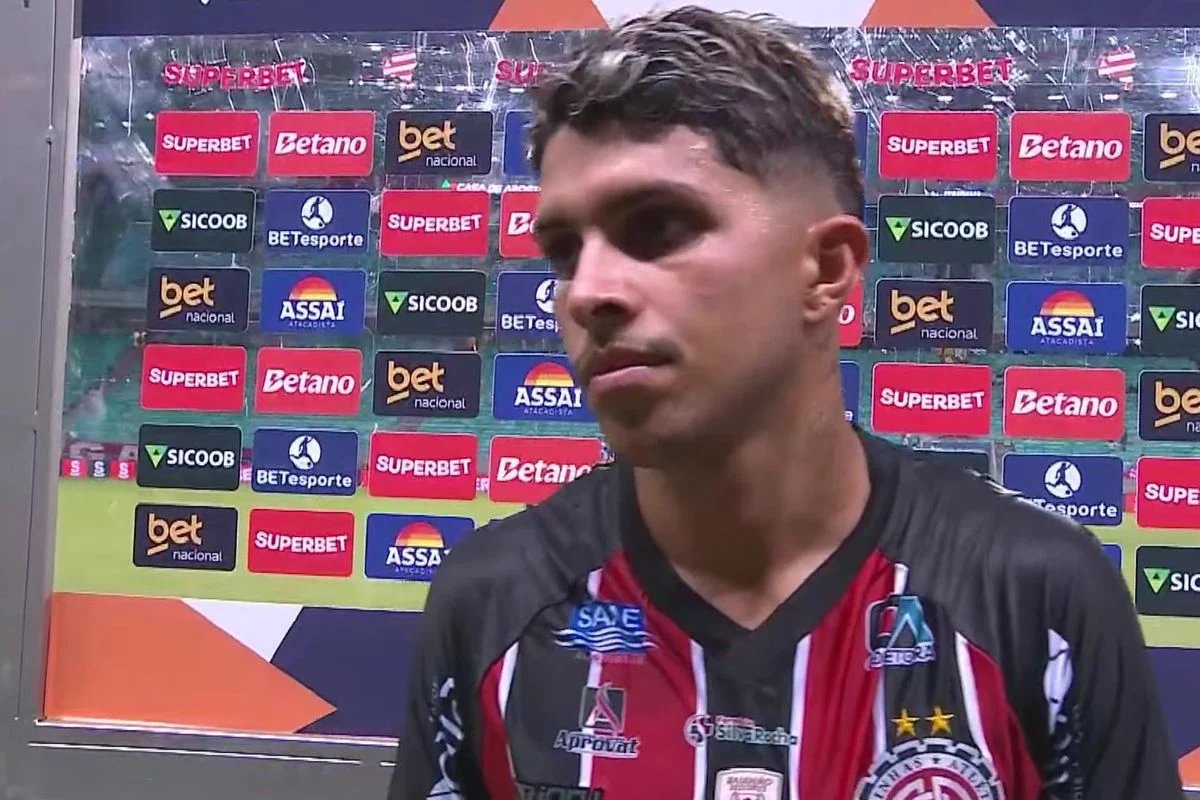 Sobrevivente da tragédia no Ninho do Urubu, Felipe Cardoso diz que segue no futebol pelos amigos que morreram