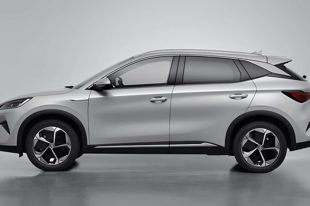 BYD Song Plus vai mudar em breve e deve reestrear por aqui