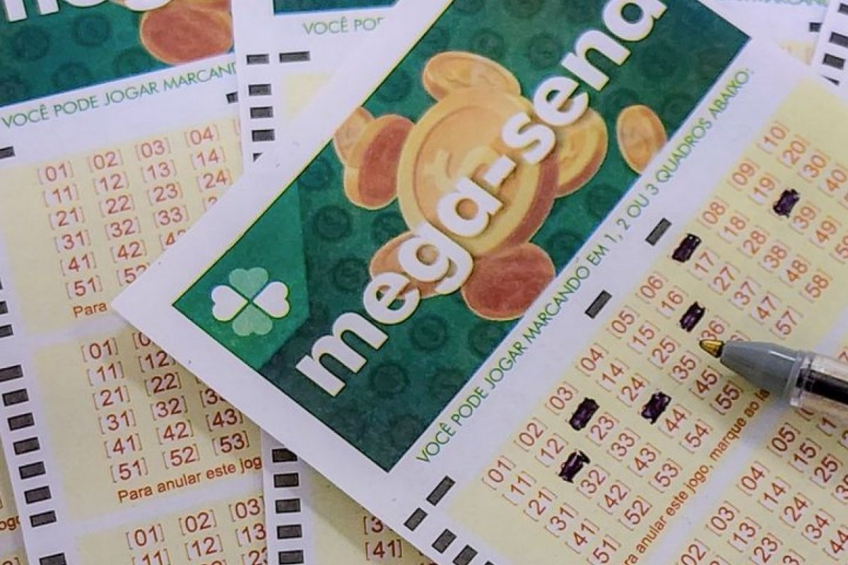 Sorteio da Mega-Sena ocorre neste sábado (18) e pode pagar R$ 3,5 milhões