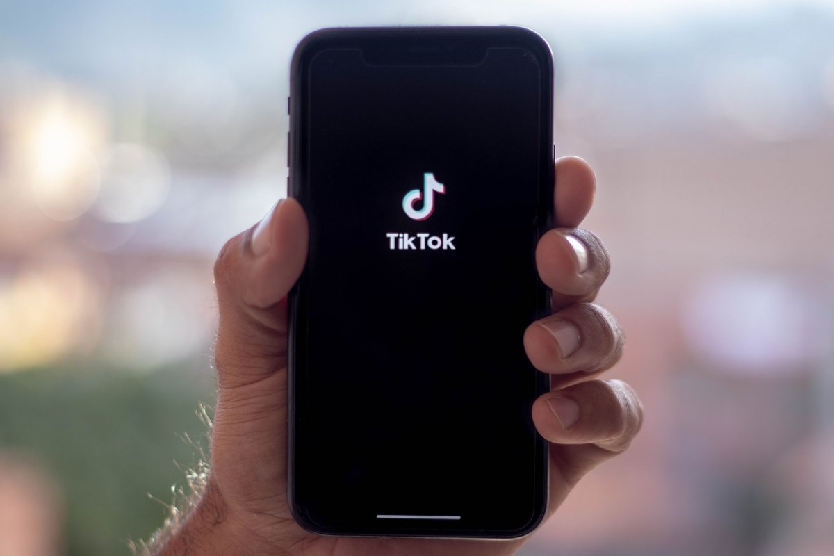 TikTok anuncia retomada do serviço nos Estados Unidos após Trump falar em adiar proibição