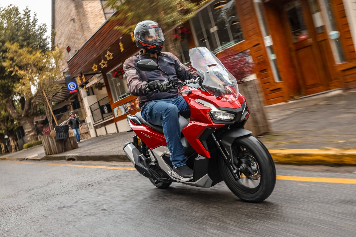Honda ADV 2025: teste completo, consumo e preços