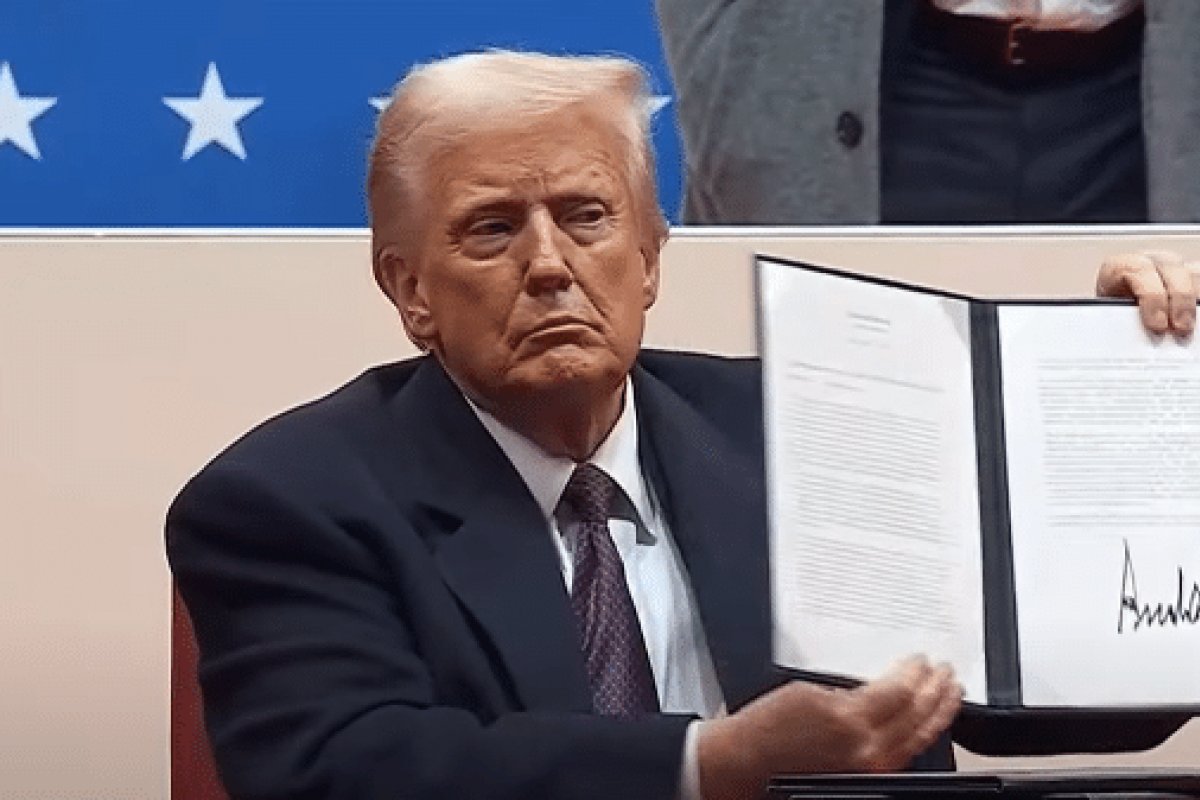 18 estados americanos questionam fim de cidadania por direito de nascença imposto por Trump