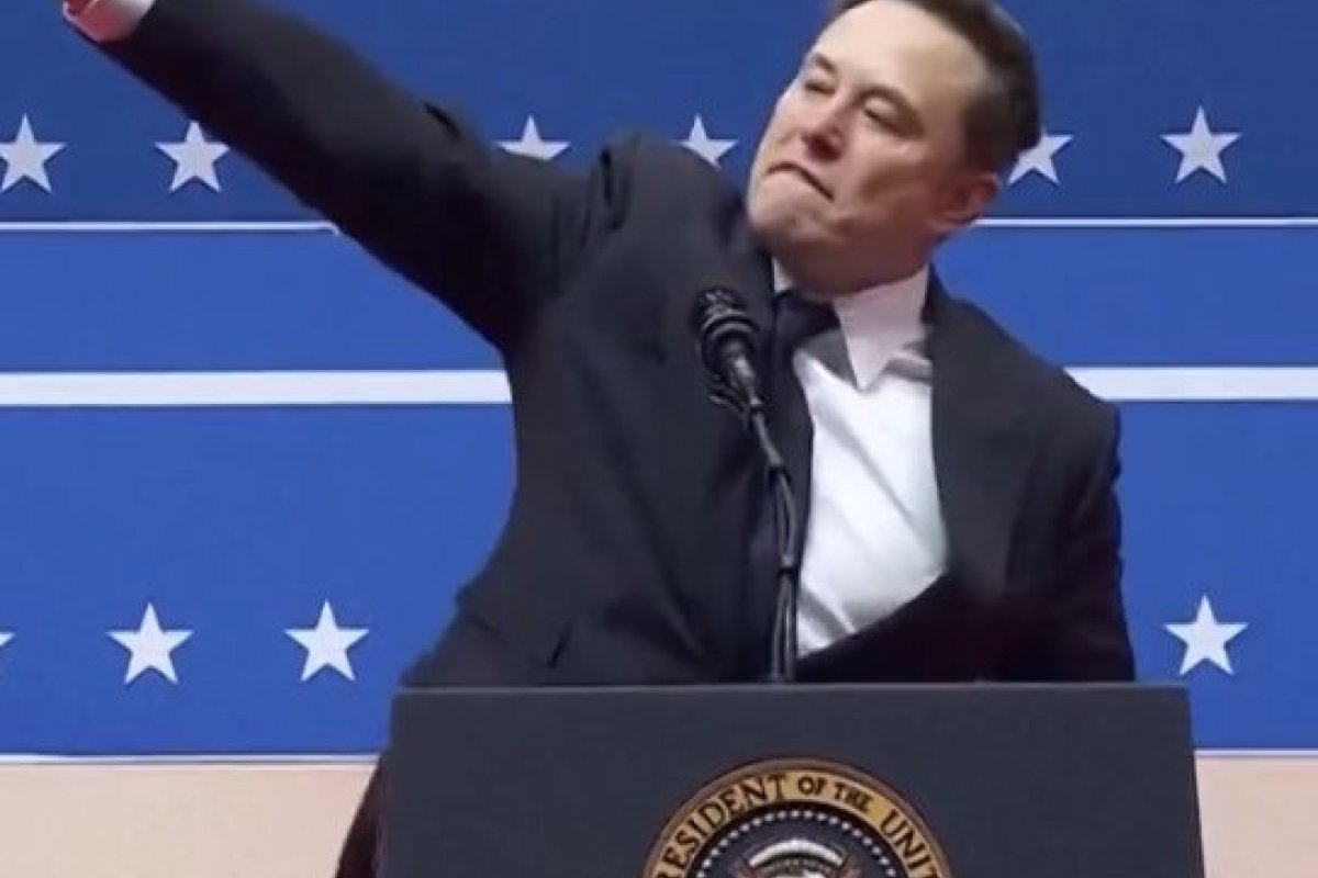 Gesto de Musk em posse pode ter sido 'apito de cachorro'