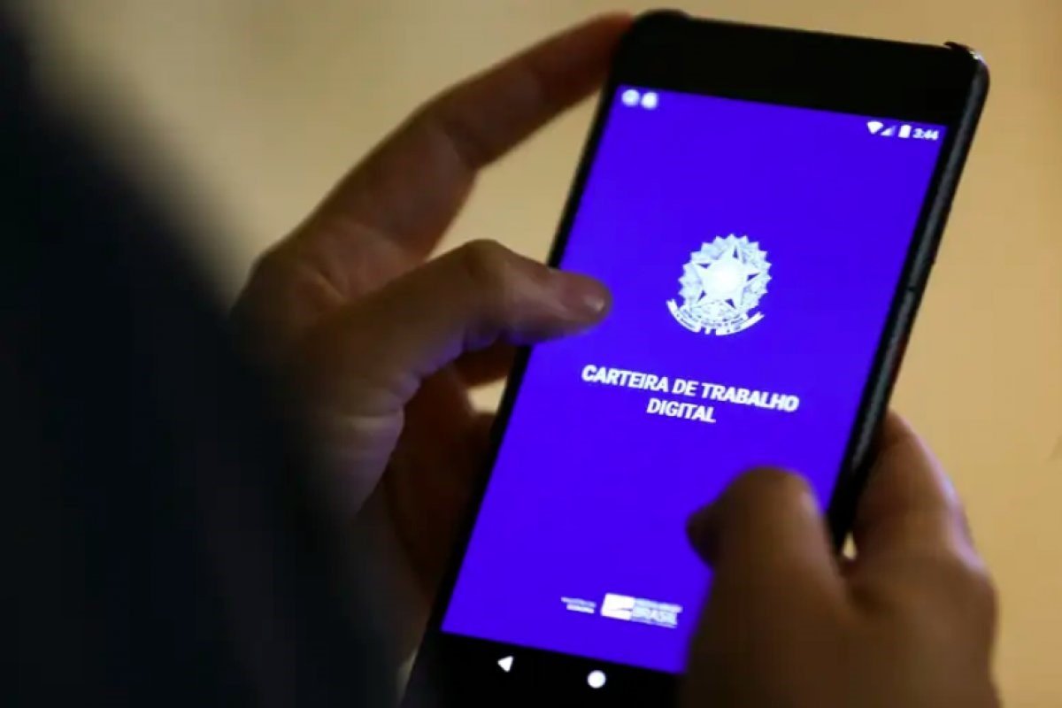 Aplicativo da Carteira de Trabalho Digital possibilita consultar vagas de emprego