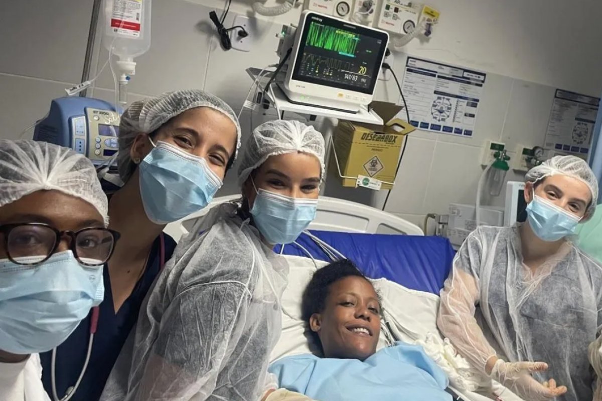 Parto surpresa: mulher dá entrada em UPA com dores no quadril e descobre que está dando à luz