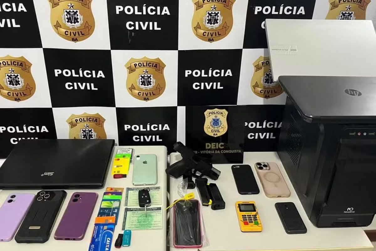 Polícia Civil prende suspeitos de clonar cartões e aplicar golpes em empresas na Bahia