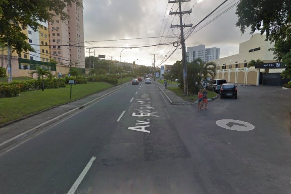 Uma pessoa fica ferida após ser atropelada em Salvador