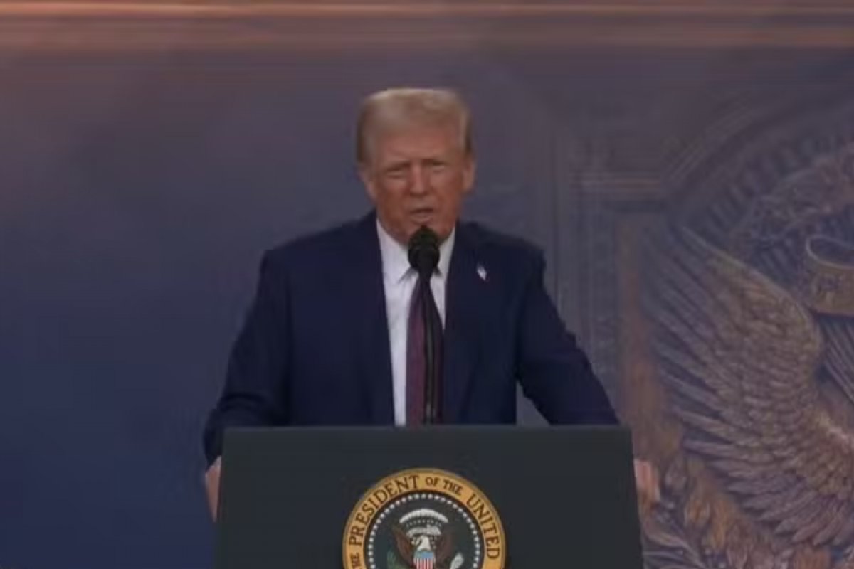 Trump diz em Davos que EUA se tornarão país da meritocracia e promete tarifas a produtos estrangeiros