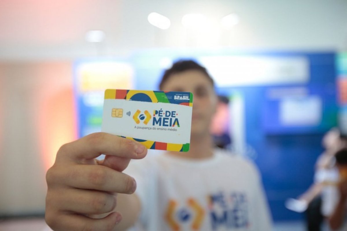 AGU recorre da decisão do Tribunal de Contas da União sobre bloqueio do programa Pé-de-Meia