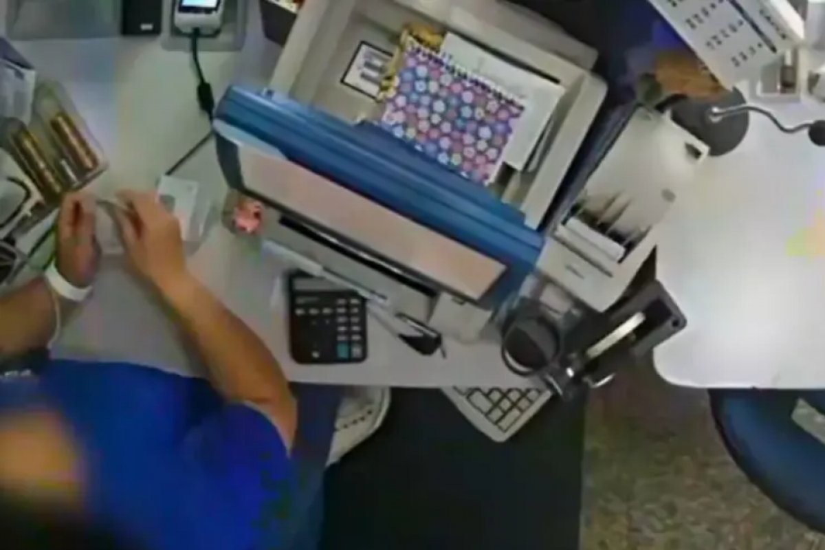 Funcionária que furtou bilhete da Mega-Sena já sacou valor de outro cliente