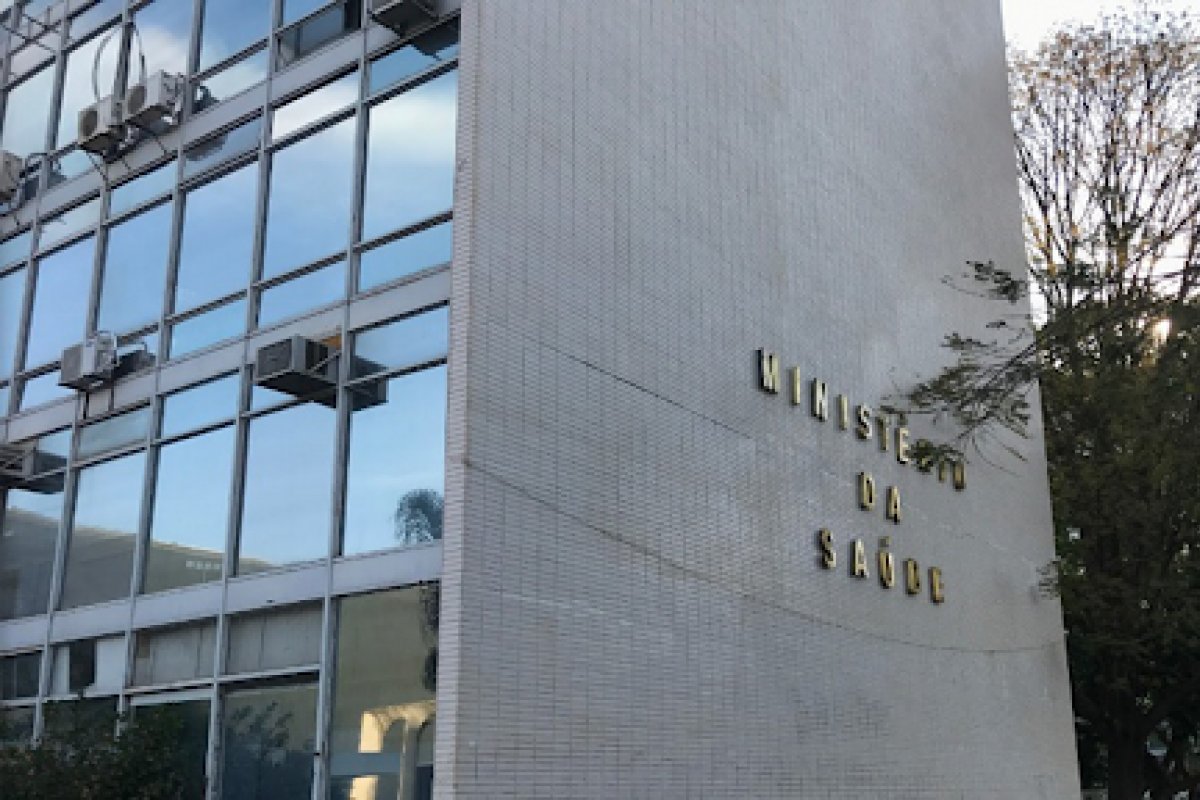 Coronavírus: número de casos suspeitos caem para nove no Brasil