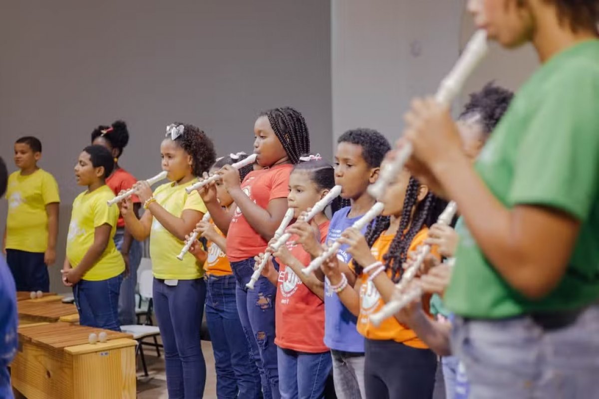 Neojiba abre 511 vagas gratuitas de iniciação musical para crianças e adolescentes na Bahia; saiba como se inscrever