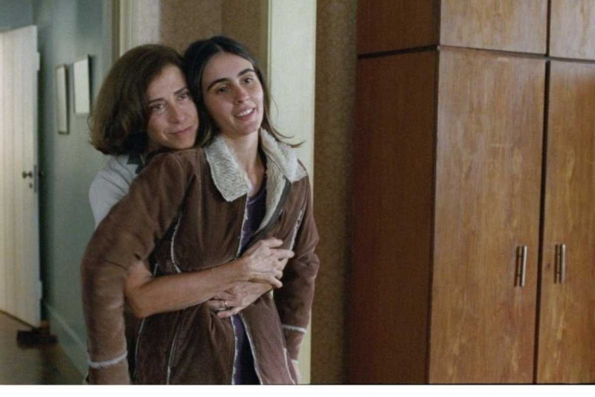 “Ainda Estou Aqui” é indicado a mais um prêmio internacional e ganha impulso nos cinemas do Brasil, Estados Unidos e Portugal!