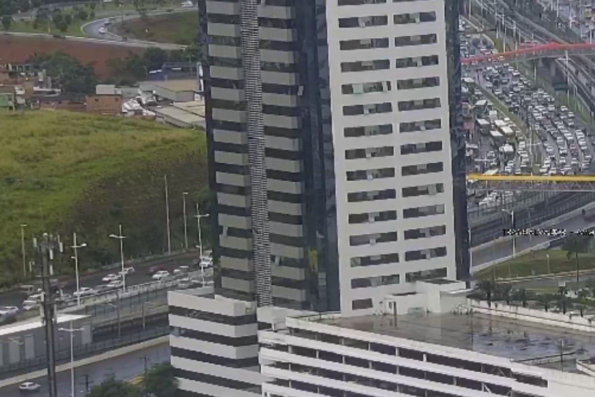 Boletim de trânsito: Saiba quais vias registram congestionamento nesta quinta-feira