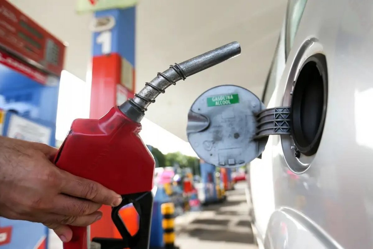 Com o aumento do ICMS, gasolina e diesel devem registrar alta em fevereiro