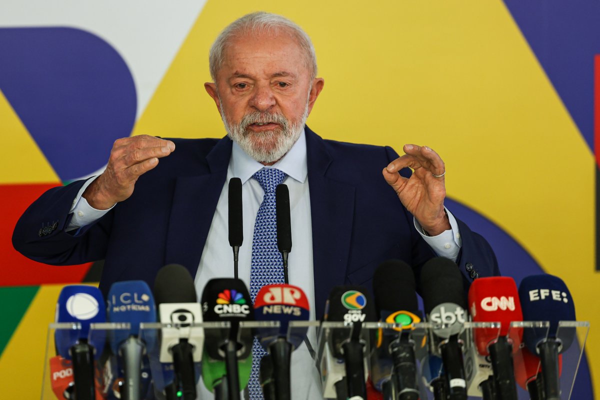 Vídeo: Lula diz que não fará bravata' para conter valor dos alimentos; presidente nega que tenha autorizado aumento do diesel