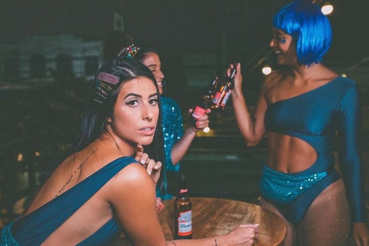 Marcas baianas apostam em coleções especiais para o Carnaval