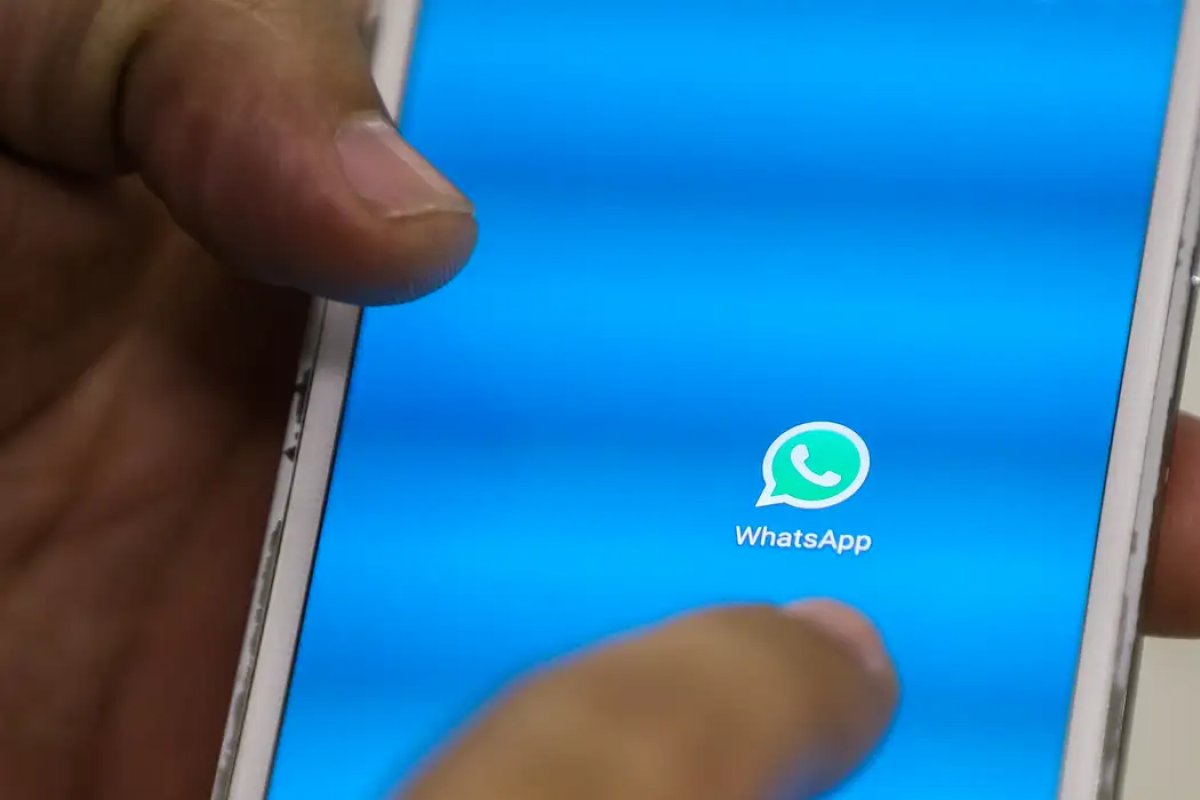 WhatsApp diz que empresa espiã Paragon vigiou usuários do aplicativo em diversos países