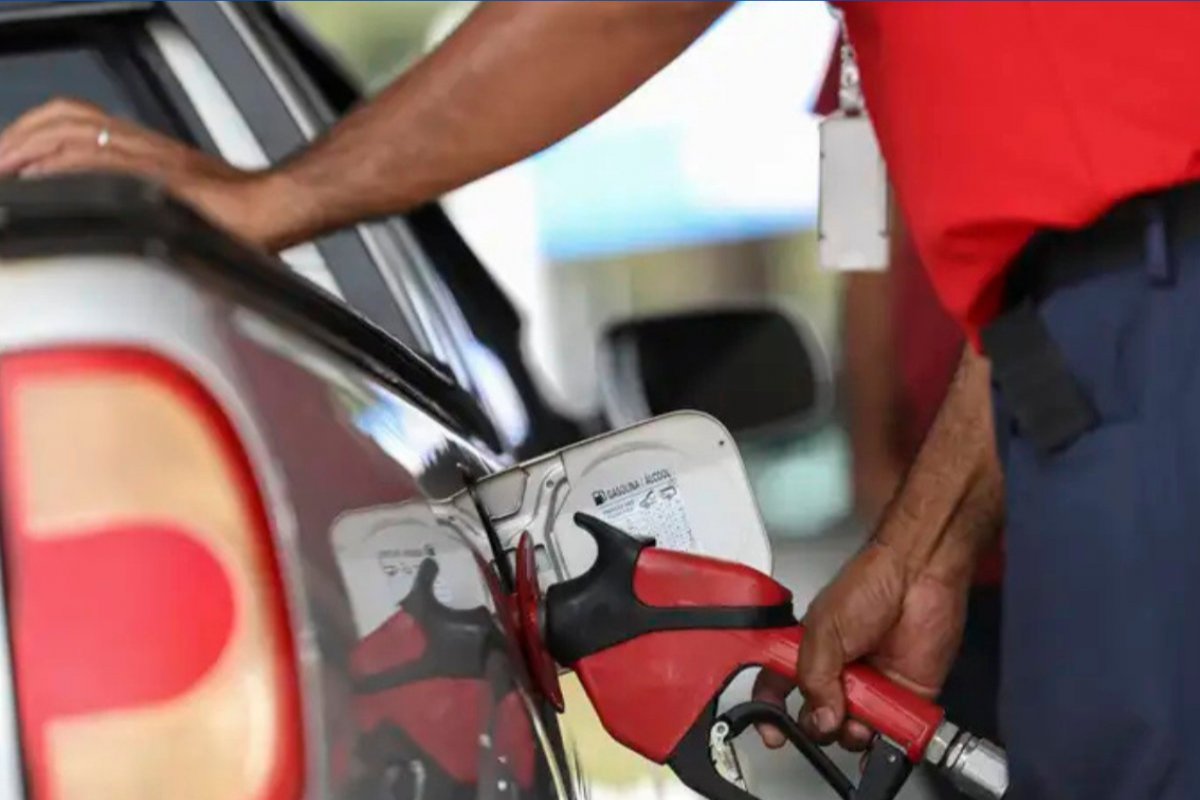 Combustíveis têm aumento na Bahia e gasolina chega a custar R$ 6,50 em Salvador