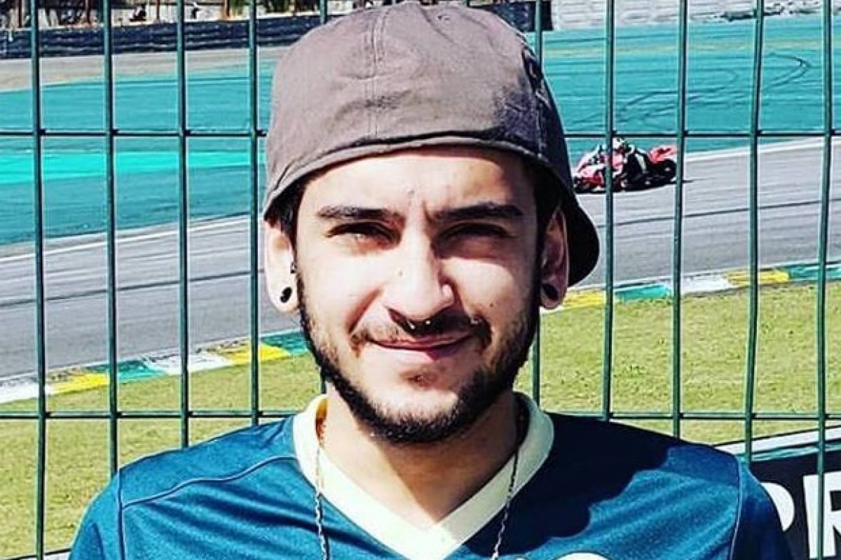 Ex-cantor mirim é morto a facadas pelo melhor amigo