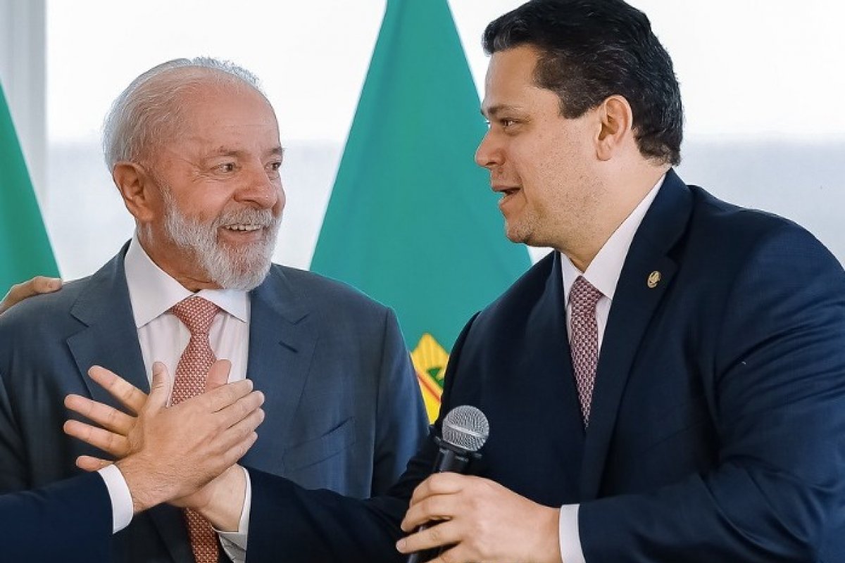 Após pedido de Davi Alcolumbre, Ibama diz que exploração de petróleo na Foz do Amazonas passa por análise