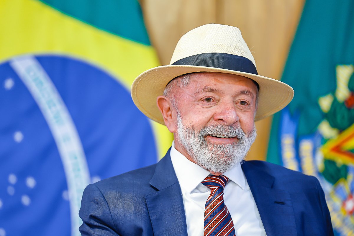 Lula afirma que Trump faz bravata e que EUA não podem ficar ameaçando todo o mundo