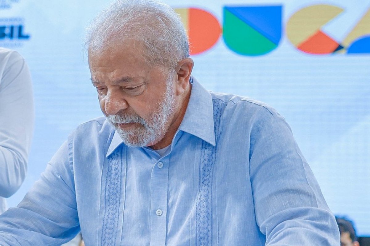 Presidente Lula se solidariza com acidente que vitimou jovem na Igreja de São Francisco