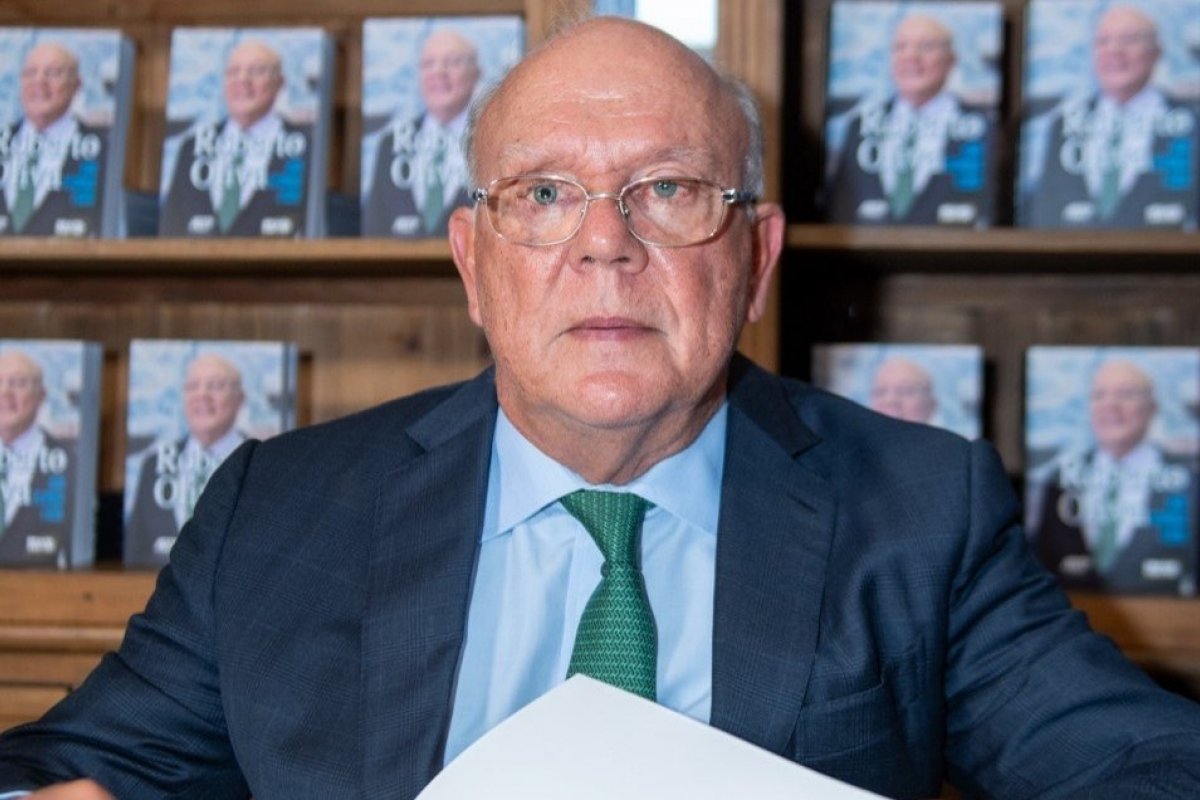 Biografia de Roberto Oliva é lançada em Brasília!