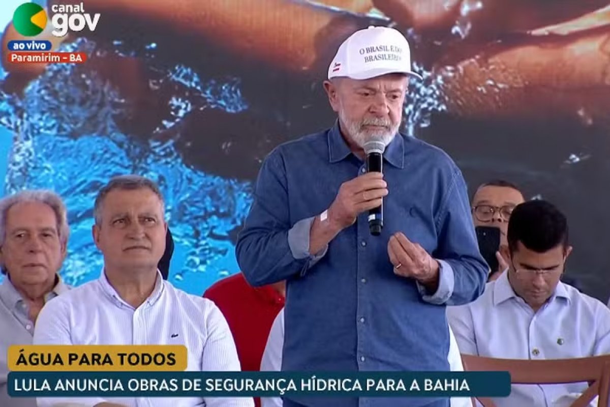 Lula diz que vai fazer 'muitas políticas de crédito' para incentivar consumo