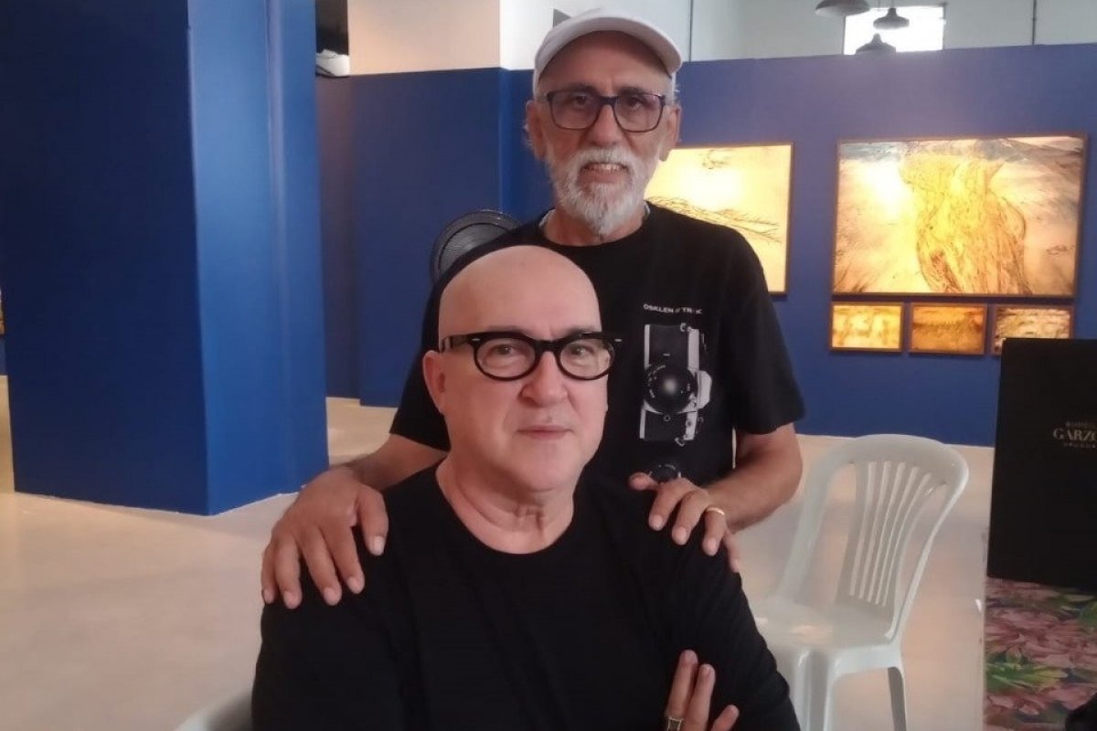 Fotografias de Carlos Barral ganham exposição e lançamento do livro 'Enquanto Existe Azul' no MAB