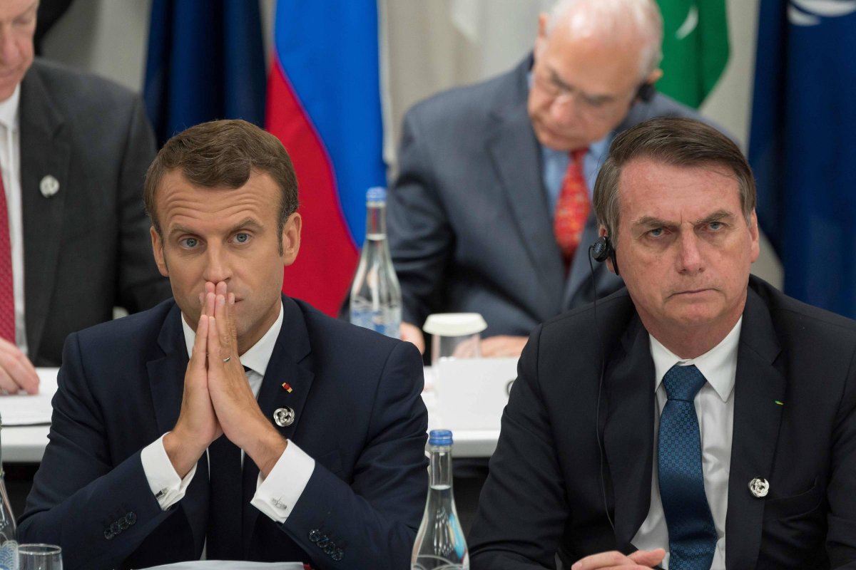 Elite militar brasileira passa a tratar a França como inimiga