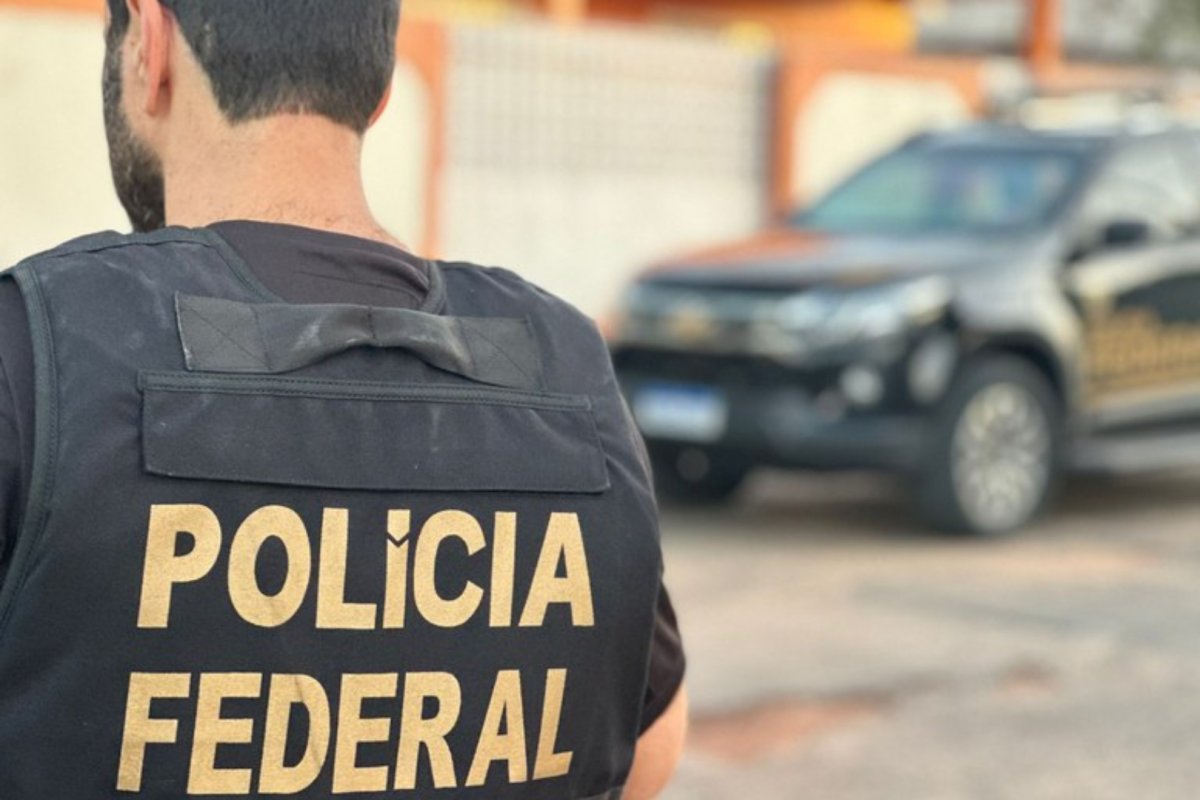 PF prende americano condenado por abuso sexual contra menores