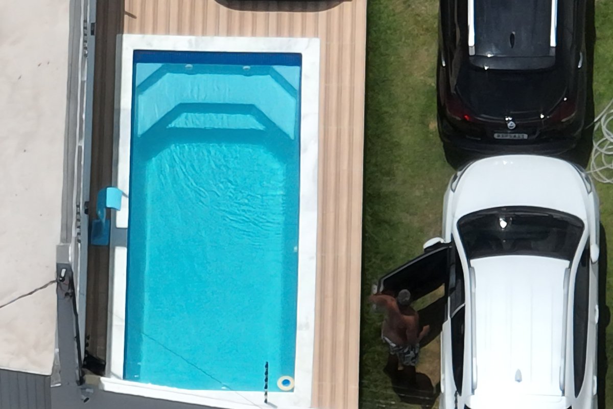 Líder de facção criminosa é preso em casa de luxo na praia de Jauá, na Bahia