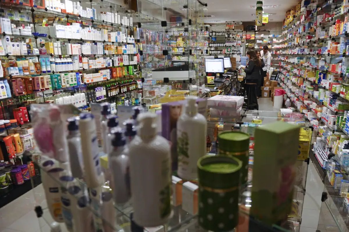 Uso de medicamentos para transtornos mentais cresceu mais de 50% em 10 anos, segundo levantamento