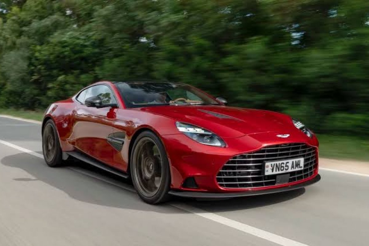Conheça o Aston Martin que chegou ao Brasil por R$ 5,6 milhões