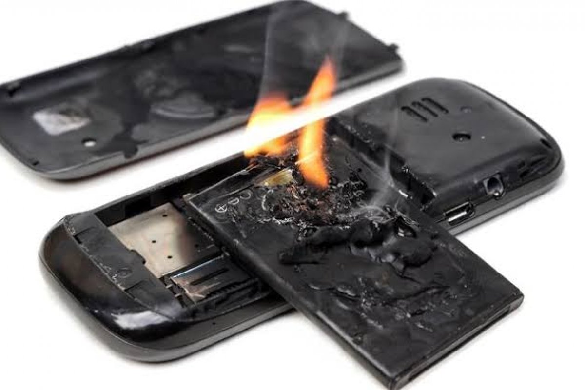 O Direito do Consumidor diante do estouro do celular, o macaco do Sri Lanka e as tempestades brasileiras!