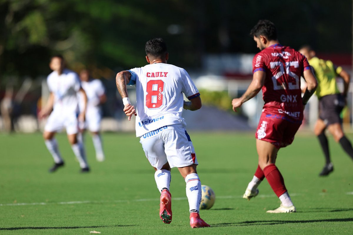 Vídeo: Bahia vence Barcelona no Barradão e encaminha classificação para semis do Baiano