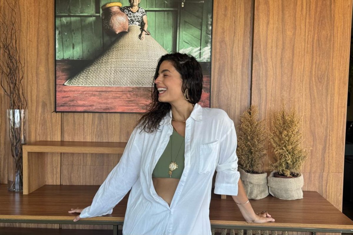 Emanuelle Araújo escolhe Hotel no Rio Vermelho para temporada em Salvador!