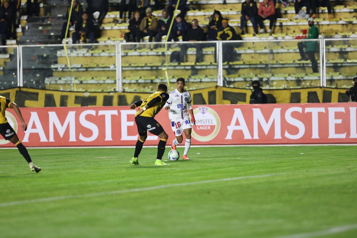 Vídeo: Bahia arranca empate com o The Strongest e leva vantagem para confronto de volta na Libertadores