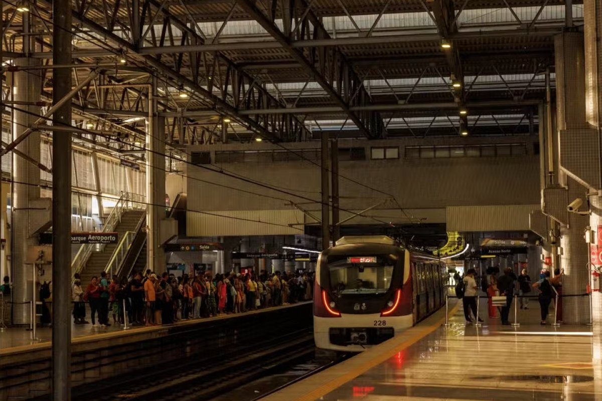 Metrô de Salvador vai funcionar até 1h durante o pré-carnaval 