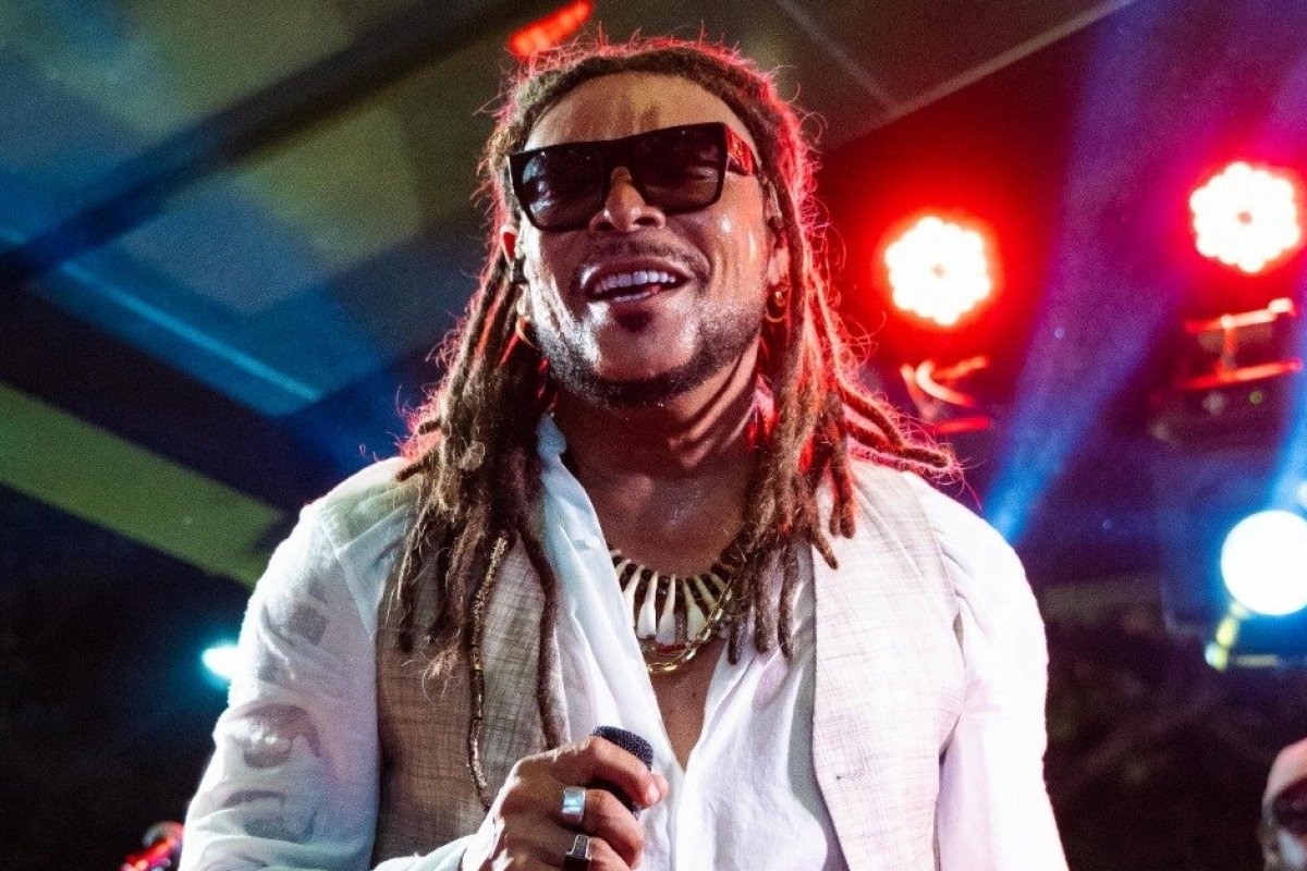 Show surpresa de Jau movimenta entrega de empreendimento na Barra!